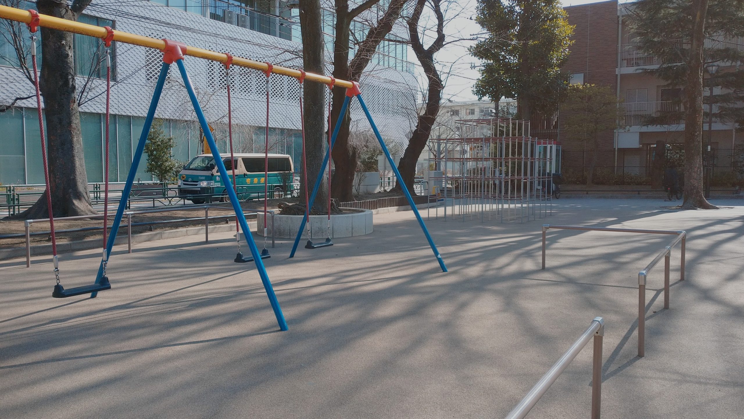 文京区】遊具がたくさんある公園４選！駒込・茗荷谷などの大型遊具があるおすすめの公園 - asoviva